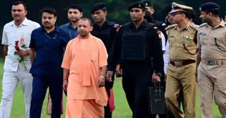 आज दो दिवसीय दौरे पर Varanasi आएंगे CM Yogi, PM Modi के कार्यक्रम की तैयारियों का लेंगे जायजा