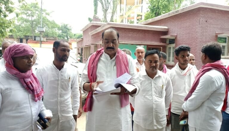 राजनीतिक उठापटक के बीच चेहनिया विकास खंड की बजट बैठक स्थगित